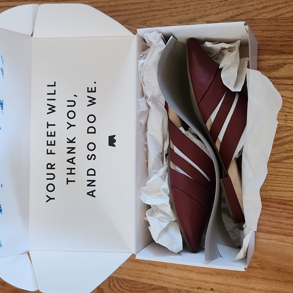 Like New Birdies The Dove in Rhubarb (Dark Red) Crossed Leather Slides / Mules - Picture 6 of 14